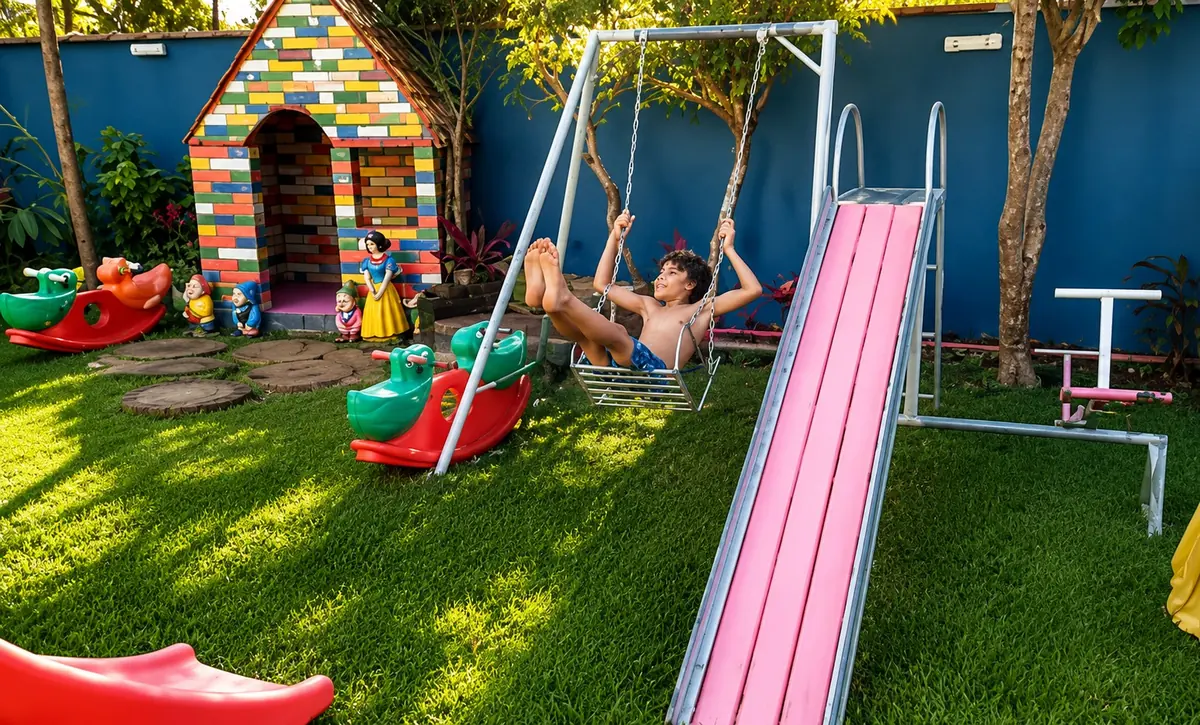 Casa com piscina privativa — foto adicional 35